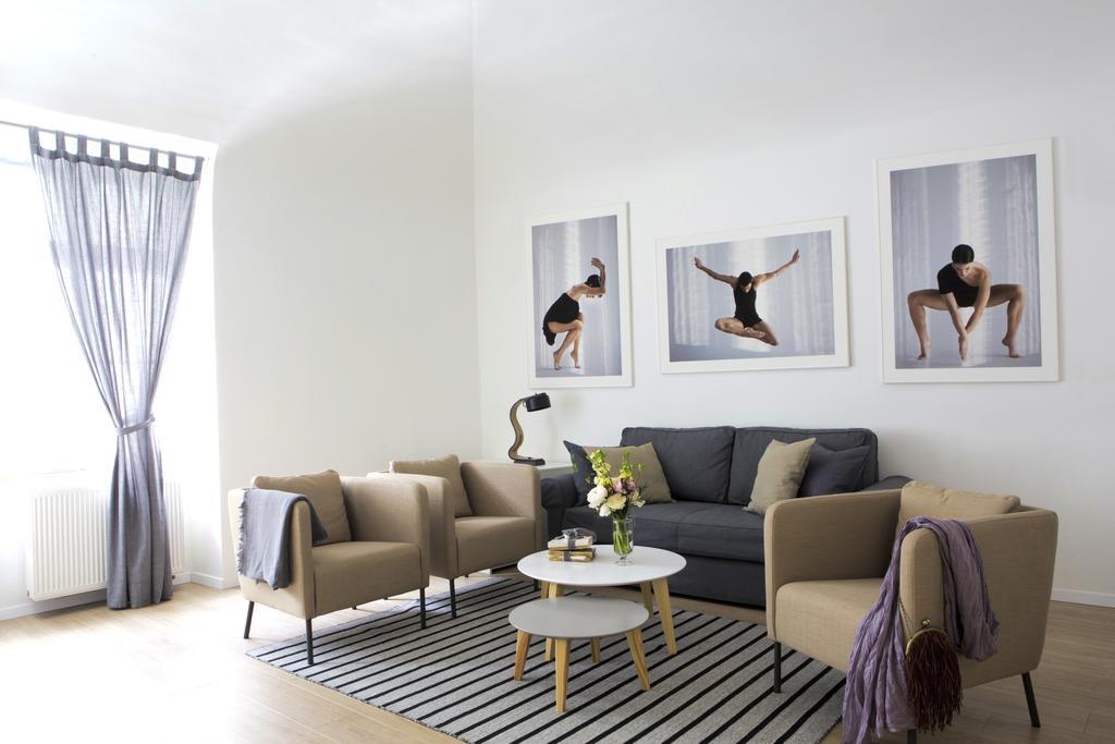 Premium Class Apartments Zagreb Buitenkant foto